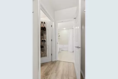 520 N Halsted Street #305, Chicago, IL 60642 - Photo 19