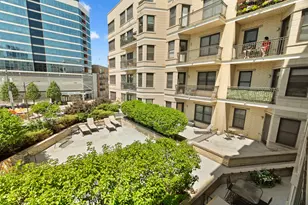520 N Halsted St, Chicago, IL 60642 - Photo 9