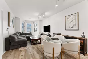 520 N Halsted St, Chicago, IL 60642 - Photo 5