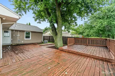 704 Halstead Avenue, Romeoville, IL 60446 - Photo 17