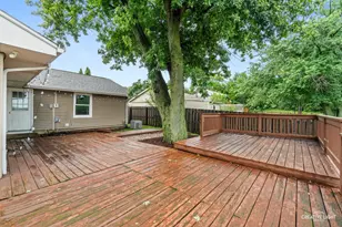 704 Halstead Ave, Romeoville, IL 60446 - Photo 17