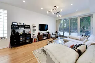 920 N Hermitage Ave, Chicago, IL 60622 - Photo 5