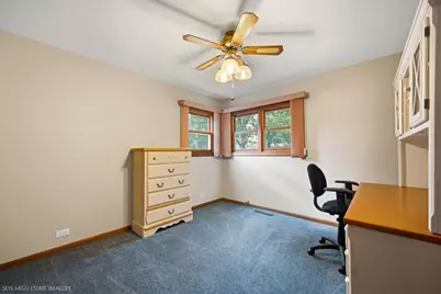 7411 W 109th Place, Worth, IL 60482 - Photo 17