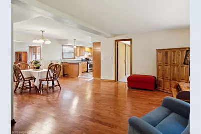 7411 W 109th Place, Worth, IL 60482 - Photo 5
