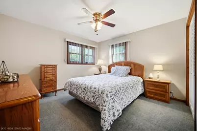 7411 W 109th Place, Worth, IL 60482 - Photo 15