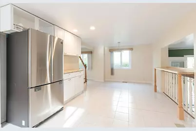 919 Greenwood Avenue, Deerfield, IL 60015 - Photo 5