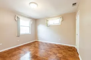 919 Greenwood Ave, Deerfield, IL 60015 - Photo 13