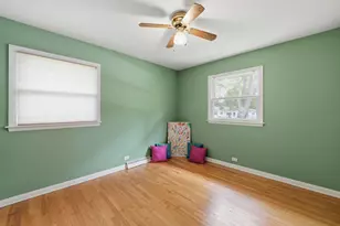 742 E Baldwin Rd, Palatine, IL 60074 - Photo 13