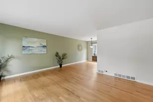 742 E Baldwin Rd, Palatine, IL 60074 - Photo 3