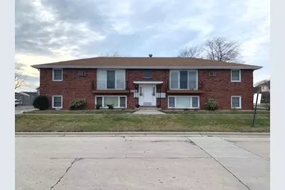 7300 S 78th Avenue #6, Bridgeview, IL 60455 - Photo 1