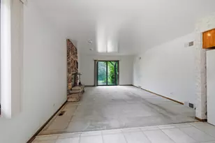301 N Catino Ct, Mount Prospect, IL 60056 - Photo 11