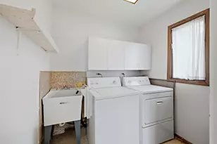 301 N Catino Ct, Mount Prospect, IL 60056 - Photo 33