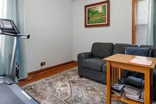 5828 S Kilbourn Ave, Chicago, IL 60629 - Photo 9