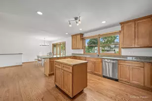 36897 N Nathan Hale Dr, Lake Villa, IL 60046 - Photo 7