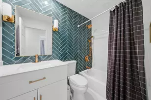 740 Thompson Blvd, Buffalo Grove, IL 60089 - Photo 21