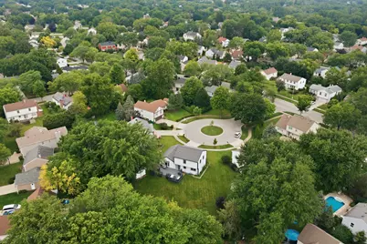 740 Thompson Boulevard, Buffalo Grove, IL 60089 - Photo 31