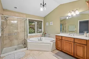 343 Arbor Glen Blvd, Schaumburg, IL 60195 - Photo 19