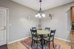343 Arbor Glen Blvd, Schaumburg, IL 60195 - Photo 15