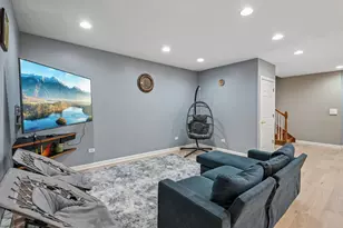 343 Arbor Glen Blvd, Schaumburg, IL 60195 - Photo 31