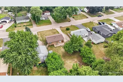 1106 Emerald Lane, Machesney Park, IL 61115 - Photo 27