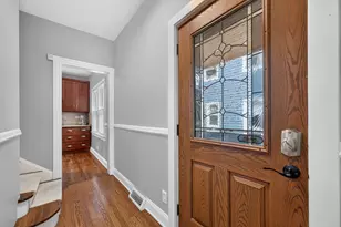 324 N Myrtle Ave, Elmhurst, IL 60126 - Photo 7