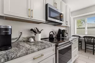 4 Fields E, Champaign, IL 61822 - Photo 9