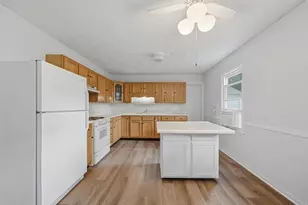 505 S 10th St, Oregon, IL 61061 - Photo 11
