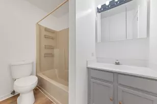 1420 Stonebridge Cir, Wheaton, IL 60189 - Photo 11