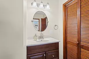 218 E Orleans St, Paxton, IL 60957 - Photo 19