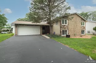 523 Concord Ln, Bolingbrook, IL 60440 - Photo 3