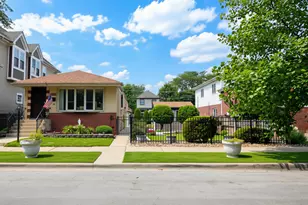 10756 S Albany Ave, Chicago, IL 60655 - Photo 1