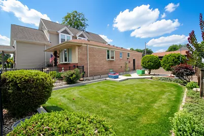 10756 S Albany Avenue, Chicago, IL 60655 - Photo 3