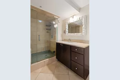 545 N Dearborn Street #2301, Chicago, IL 60654 - Photo 9