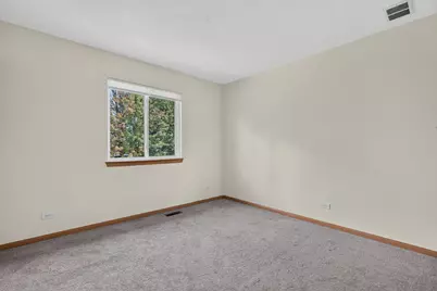 1465 Meadowsedge Lane, Carpentersville, IL 60110 - Photo 19