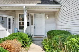 1465 Meadowsedge Ln, Carpentersville, IL 60110 - Photo 3