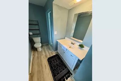 1549 W 14th Street, Davenport, IA 52804 - Photo 23