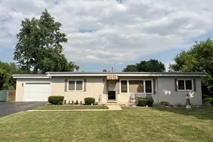 6251 Blackstone Ave, La Grange Highlands, IL 60525 - Photo 1