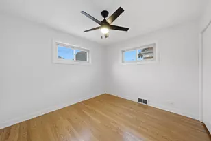 2905 W 102nd Pl, Chicago, IL 60655 - Photo 15