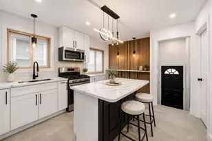 2905 W 102nd Pl, Chicago, IL 60655 - Photo 7
