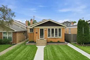 2905 W 102nd Pl, Chicago, IL 60655 - Photo 1