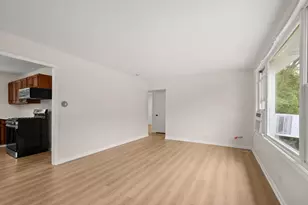 2115 W 175th St, Homewood, IL 60430 - Photo 3