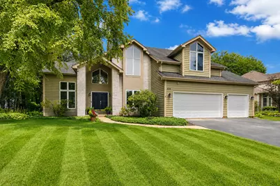 624 Bailey Drive, Batavia, IL 60510 - Photo 1