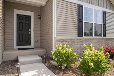 422 Cottrell Lane, Aurora, IL 60506 - Photo 3