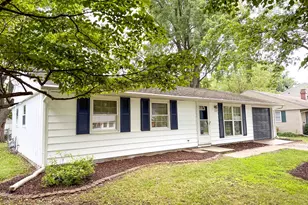 810 Fairoaks Dr, Champaign, IL 61821 - Photo 21