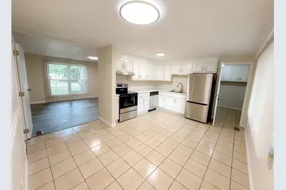 810 Fairoaks Drive, Champaign, IL 61821 - Photo 5