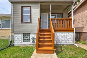 306 E 118th St, Chicago, IL 60628 - Photo 5