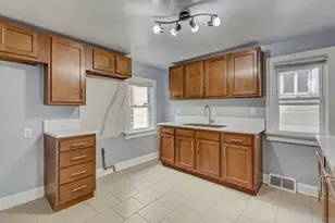 306 E 118th St, Chicago, IL 60628 - Photo 17