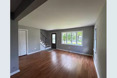 321 Janet Avenue, Darien, IL 60561 - Photo 7