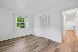 930 Dorncliff Ln, Buffalo Grove, IL 60089 - Photo 19