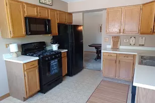 477 Village Green Rd, Naperville, IL 60540 - Photo 17